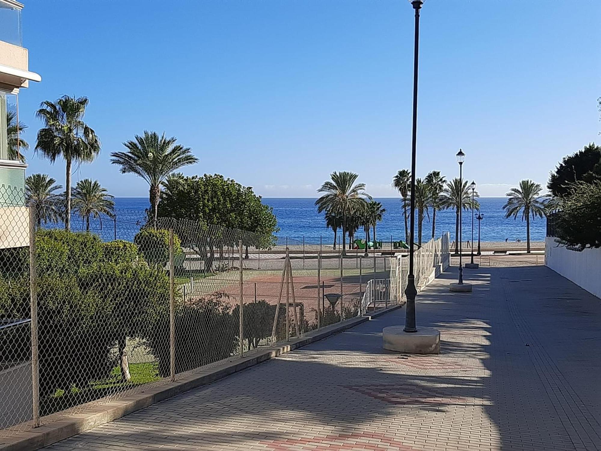 Habitacion Avilena Tropical En Aguadulce Almería Extérieur photo
