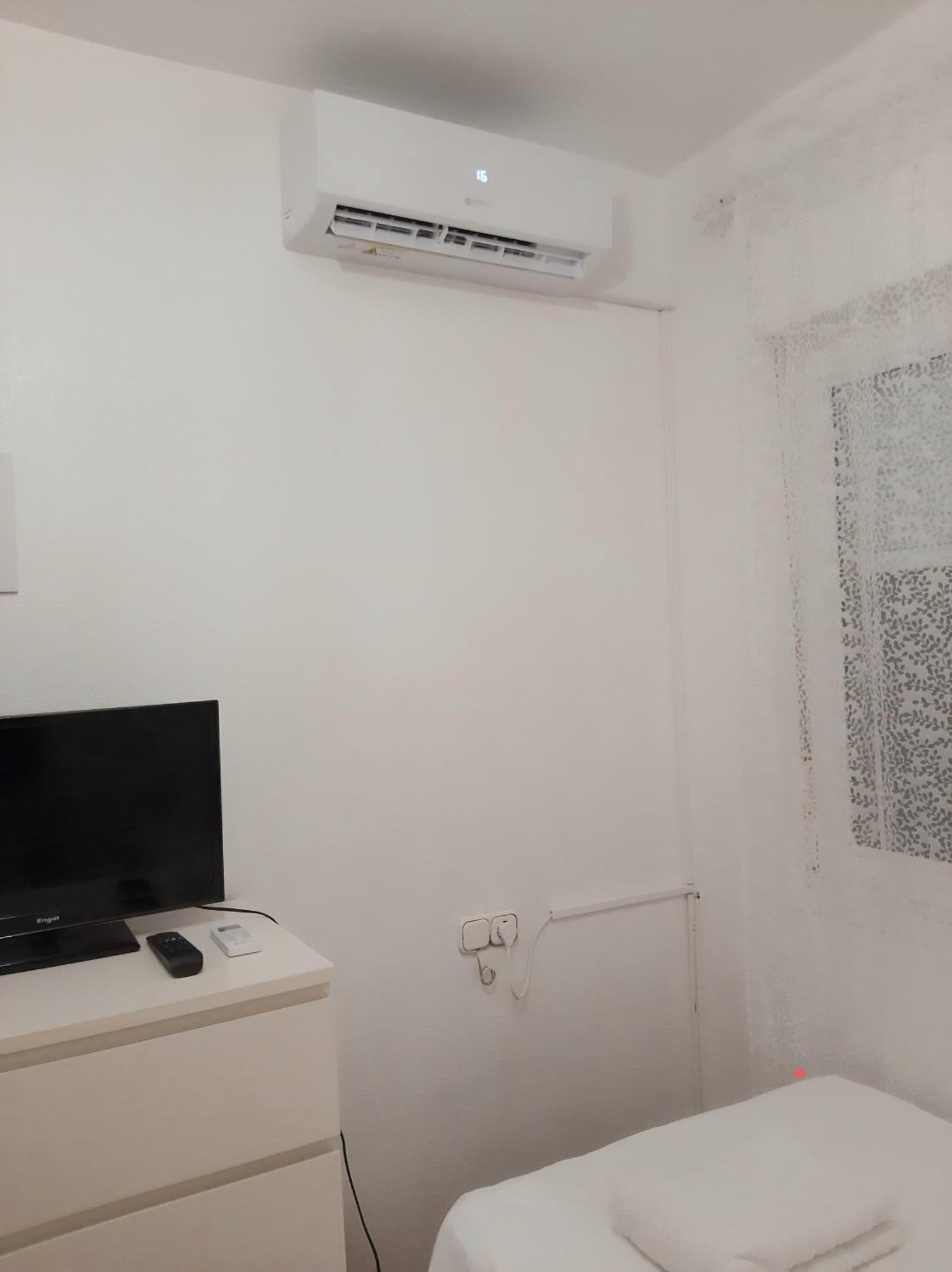 Habitacion Avilena Tropical En Aguadulce Almería Chambre photo